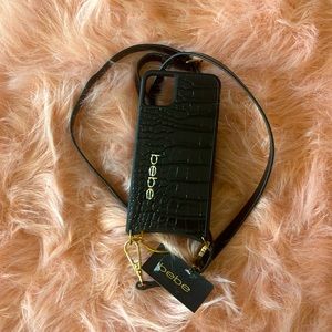 Bebe phone case that can be worn as a crossover bag